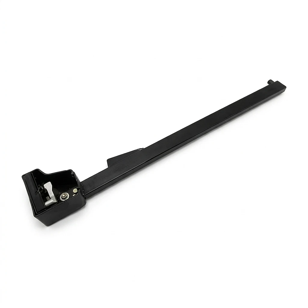 R/H DOOR LATCH — JCB Part No. 123/02451